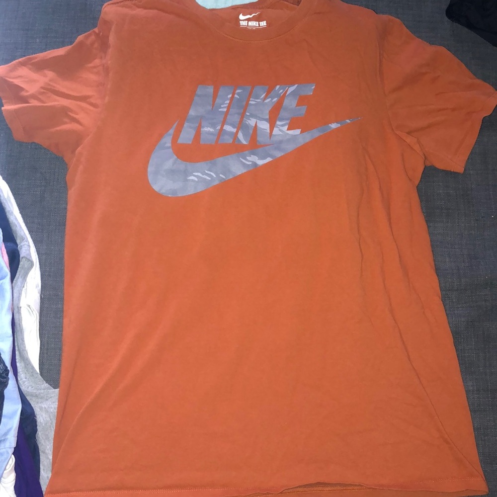 Nike shirt Large